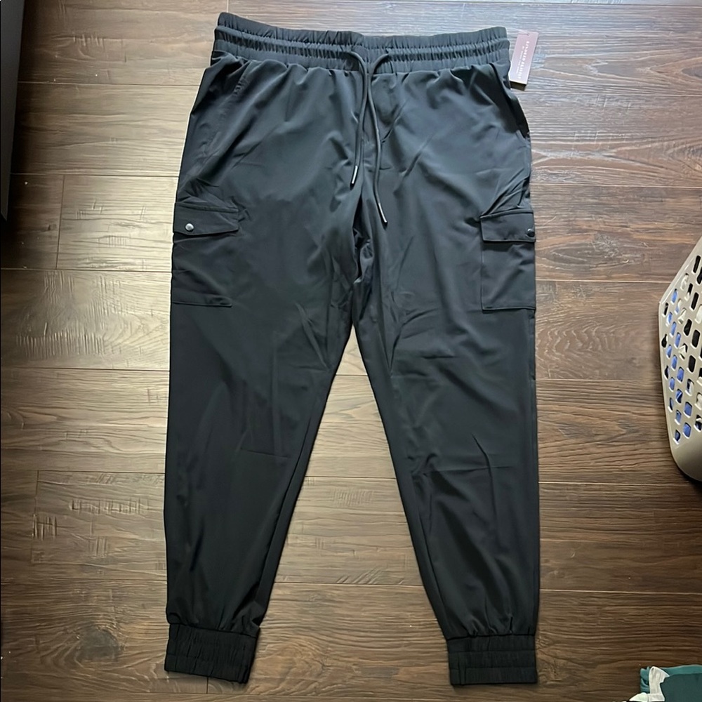 Kindred Bravely Black Cargo Joggers